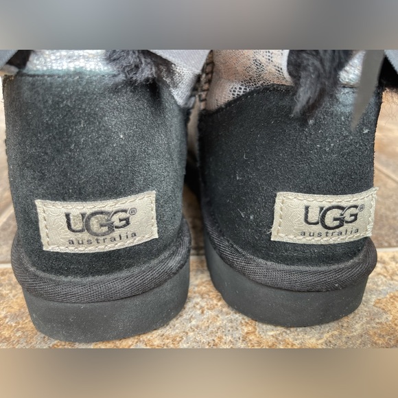 Ugg Australia Mini Bailey Bow Snake Print Boots- Black/Silver, Women’s Size 7 - Picture 5 of 7
